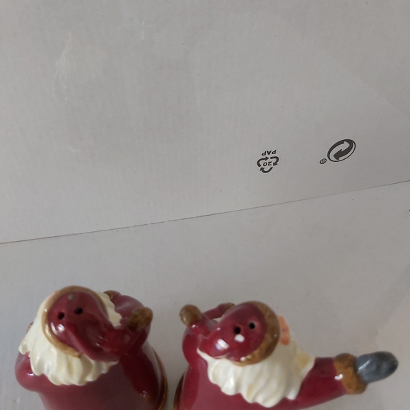 Santa claus salt and Pepper shaker - Picture 5 of 7